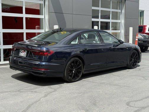 2022 Audi A8 L 55 TFSI quattro Tiptronic