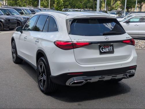 Polar White 2026 Mercedes-Benz GLC 300 4MATIC