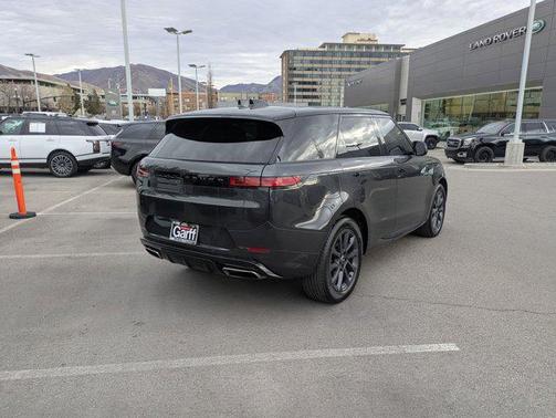 2023 Land Rover Range Rover Sport SE