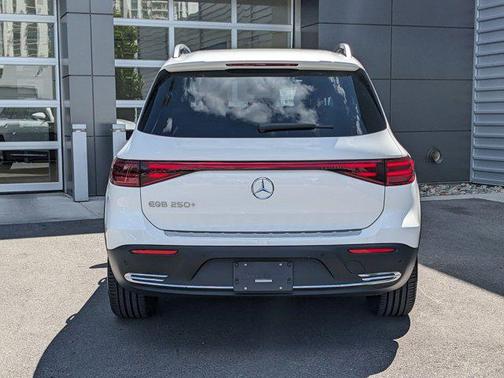 2024 Mercedes-Benz EQB 250 Base