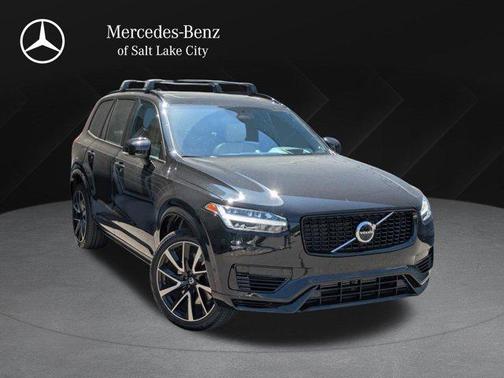 Onyx Black Metallic 2023 Volvo XC90 Recharge Plug-In Hybrid T8 Ultimate Dark Theme 7-Seater
