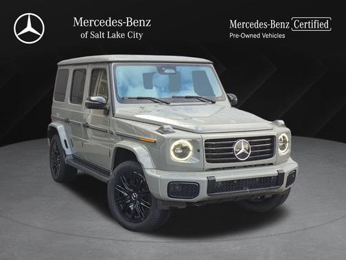 Obsidian Black Metallic 2025 Mercedes-Benz G-Class G 580e