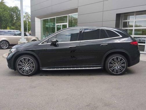 Obsidian Black Metallic 2023 Mercedes-Benz EQE 500 4MATIC