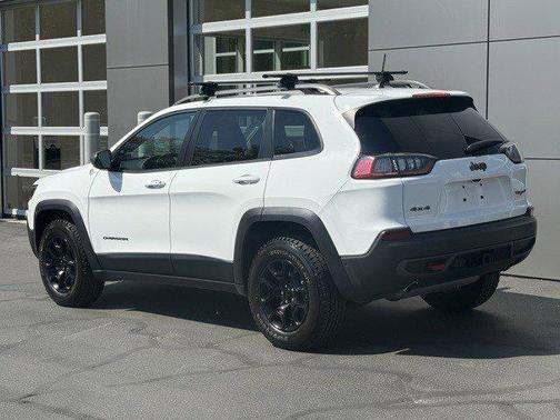 2021 Jeep Cherokee Trailhawk