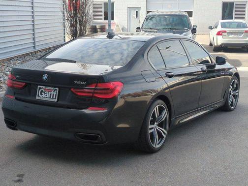 2018 BMW 750 i xDrive
