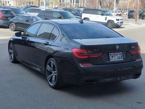 2018 BMW 750 i xDrive