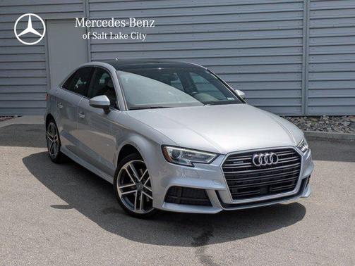 Florett Silver Metallic 2018 Audi A3 2.0T Premium
