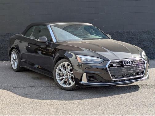 Mythos Black Metallic/Black Roof 2022 Audi A5 45 Premium