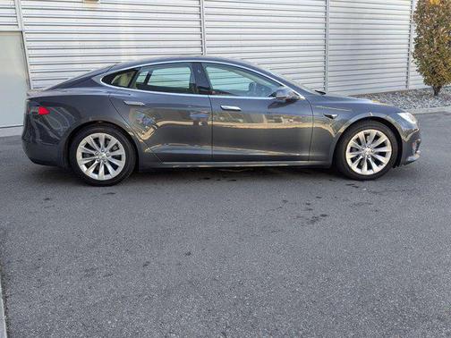2019 Tesla Model S 75D
