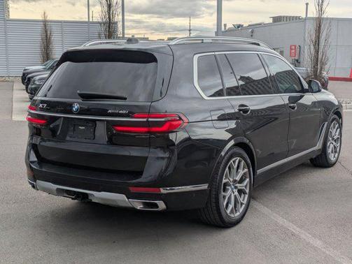 2023 BMW X7 xDrive40i