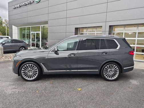 Dravit Grey Metallic 2023 BMW X7 xDrive40i