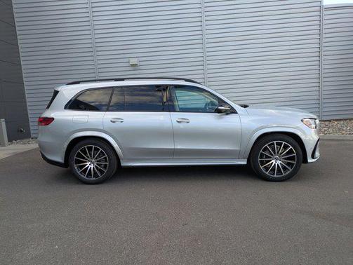 2026 Mercedes-Benz GLS 450 4MATIC