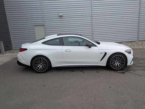 MANUFAKTUR Moonlight White Metallic 2026 Mercedes-Benz AMG CLE 53 4MATIC+