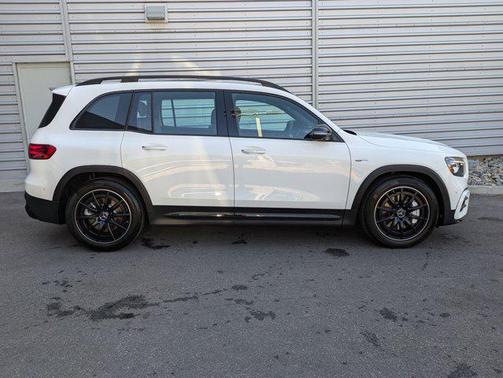 2025 Mercedes-Benz AMG GLB 35 4MATIC