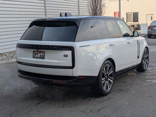 2023 Land Rover Range Rover P400 SE