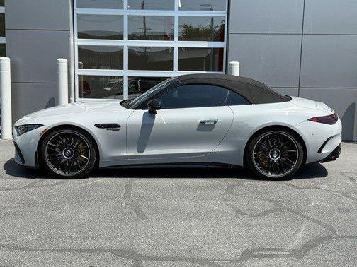 2022 Mercedes-Benz AMG SL 63 Base