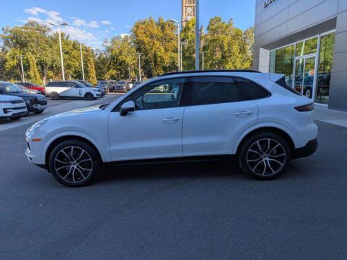 2021 Porsche Cayenne Cayenne