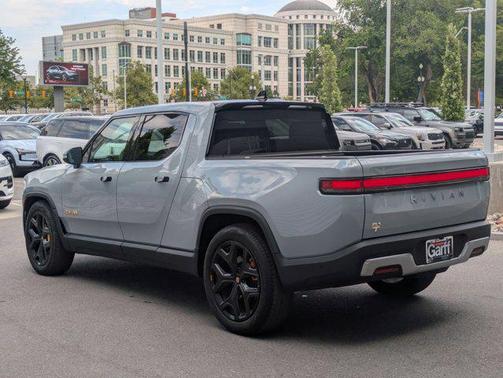 2022 Rivian R1T Adventure