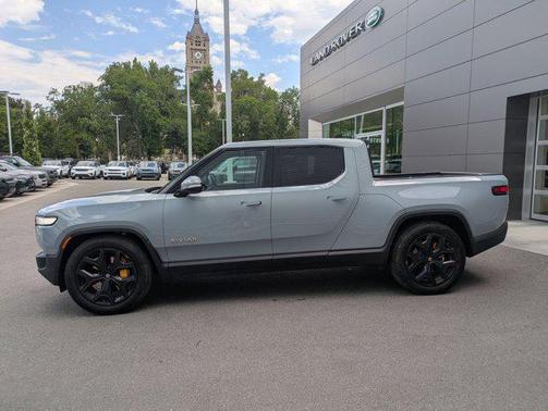 2022 Rivian R1T Adventure
