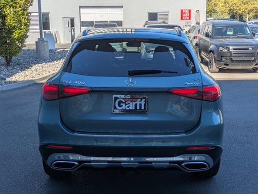 2026 Mercedes-Benz GLC 300 4MATIC