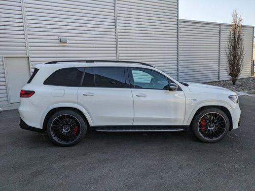 2025 Mercedes-Benz AMG GLS 63 Base