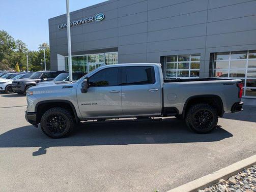 2025 Chevrolet Silverado 3500 LTZ