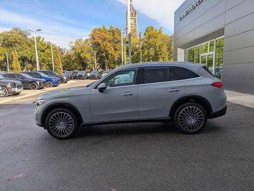 2026 Mercedes-Benz GLC 300 4MATIC
