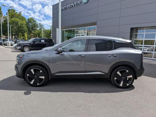 Gun Metallic 2025 Nissan Kicks SR