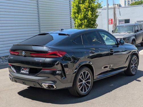 2024 BMW X6 xDrive40i