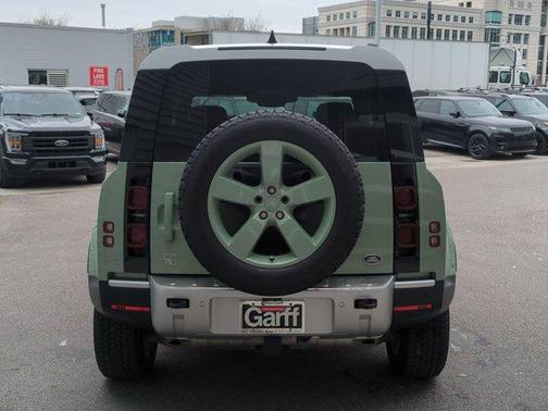 2023 Land Rover Defender 90 75th Edition