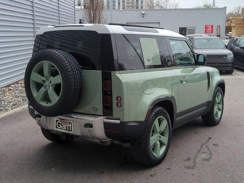 2023 Land Rover Defender 90 75th Edition