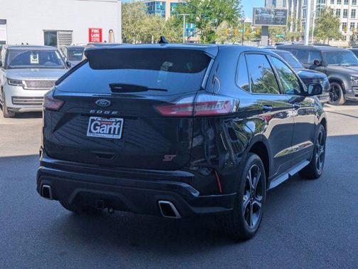 Agate Black Metallic 2023 Ford Edge ST