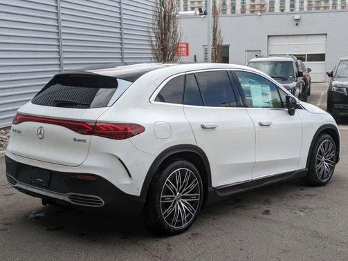 2025 Mercedes-Benz EQE 500 4MATIC