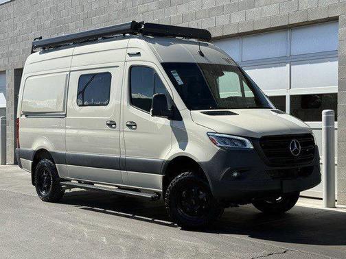 2022 Mercedes-Benz Sprinter 2500 Standard Roof