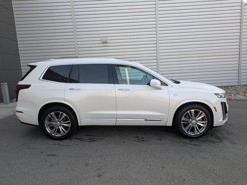 2023 Cadillac XT6 Premium Luxury AWD