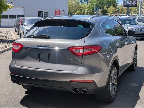 Gray 2017 Maserati Levante S