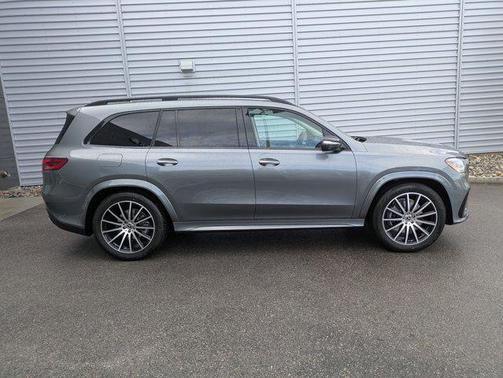 2026 Mercedes-Benz GLS 450 4MATIC