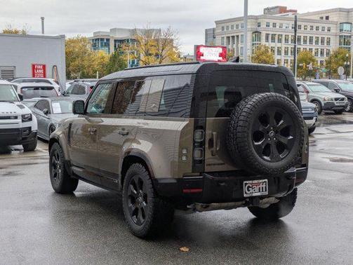 2024 Land Rover Defender 110 P400 X