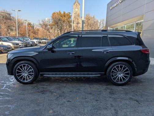 2025 Mercedes-Benz GLS 580 4MATIC