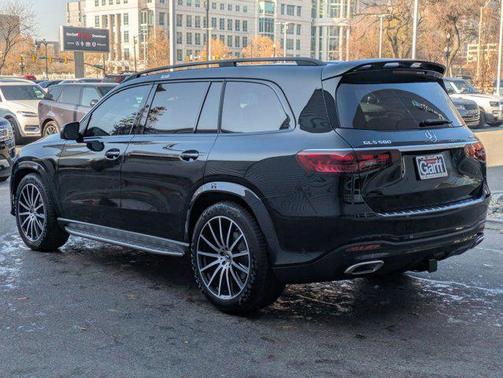 2025 Mercedes-Benz GLS 580 4MATIC