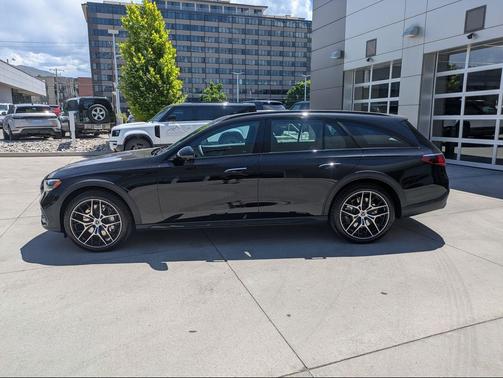 Obsidian Black Metallic 2026 Mercedes-Benz E-Class E 450 4MATIC All-Terrain