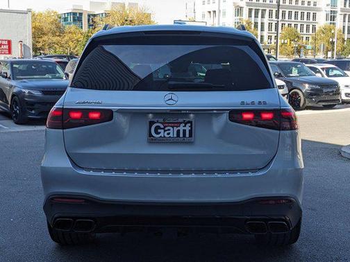 2025 Mercedes-Benz AMG GLS 63 Base