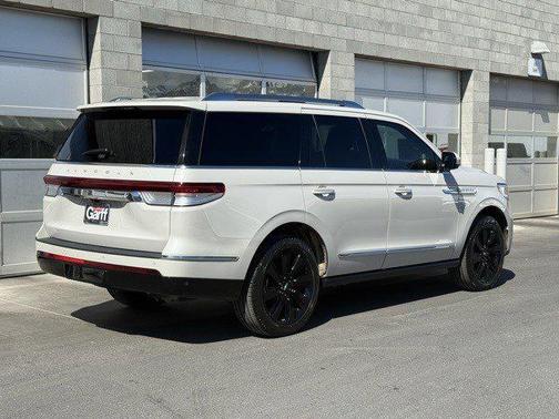 2024 Lincoln Navigator Reserve