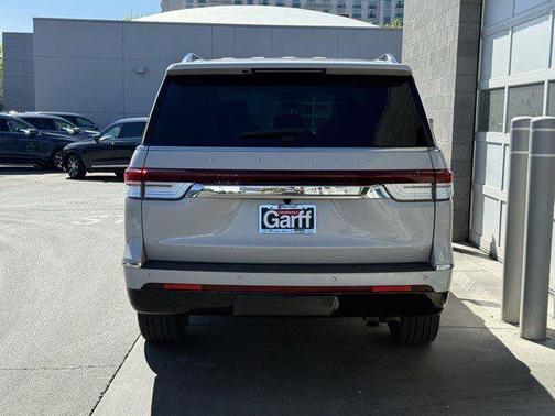 2024 Lincoln Navigator Reserve