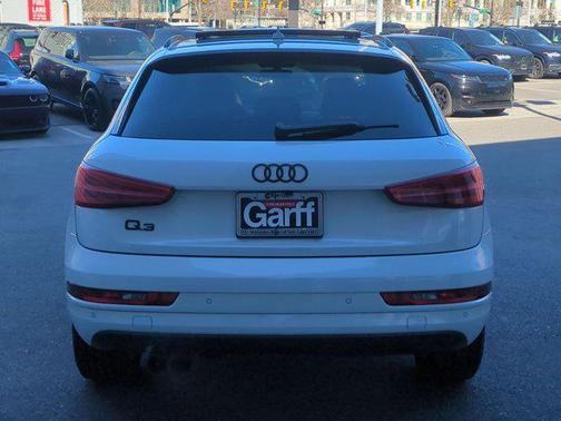 2018 Audi Q3 2.0 TFSI Premium FWD