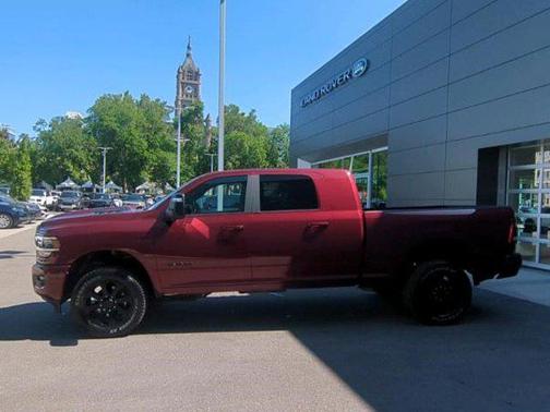 2024 RAM 2500 Laramie Crew Cab 4x4 6'4' Box