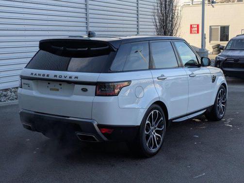 2022 Land Rover Range Rover Sport HSE Silver Edition