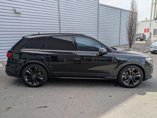 Mythos Black Metallic 2025 Audi Q7 55 Prestige