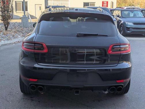 2018 Porsche Macan Sport Edition