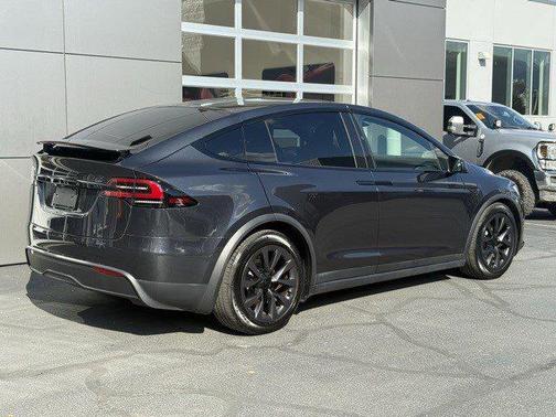 2024 Tesla Model X Long Range